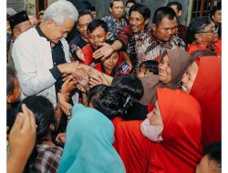 Ganjar-Mahfud Kampanye Pendekatan Kerakyatan dan Tampilkan Kegembiraan Politik