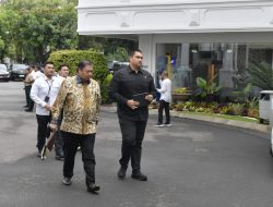 Menpora Dito Hadiri Sidang Kabinet, Presiden Jokowi : Semua Menteri Harus Pastikan Stabilitas Harga Pangan Jelang Ramadan.