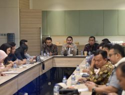 Kemenpora RI Gelar Focus Group Discussion Kepertokolan di Menara Peninsula Hotel