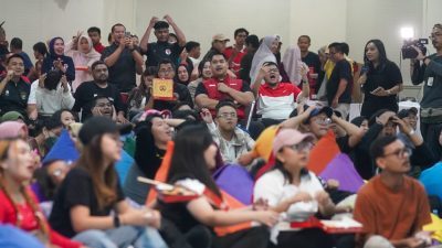 Menpora Dito Merasa Senang Lihat Masyarakat Yang Ikut Nobar di Kantor Kemenpora