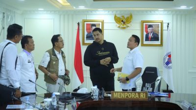 Menpora Dito Dukung Pengembangan Olahraga Surfing di Kab Pesisir Barat