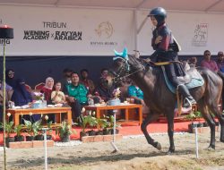 Menpora Dito Buka Kejuaraan Olahraga Panahan Berkuda