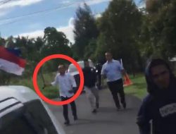 Bupati Halmahera Utara Kejar dan Bubarkan Pendemo Pakai Parang