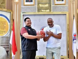 Phil Handy Gelar Coaching Clinic di Indonesia, Menpora Dito Optimis Basket Nasional Meningkat