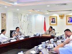 Menpora Dito Terima KKS, Bahas Akselerasi Pengembangan Talenta Muda Sepak Bola