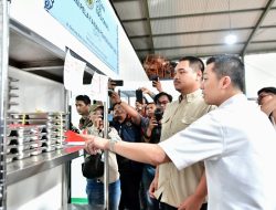 Menpora Dito Tinjau Program Makan Bergizi Gratis di Cimahi