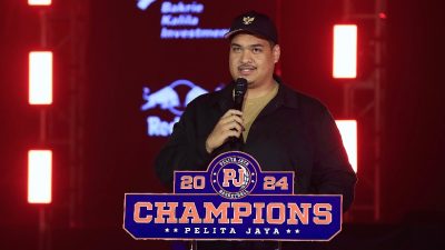 Menpora Dito Apresiasi Kesuksesan Pelita Jaya Juara IBL 2024 dalam Championship Ring Ceremony