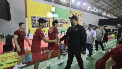 Menpora Dito Pantau Langsung Simulasi Tim Indonesia Jelang Piala Sudirman 2025